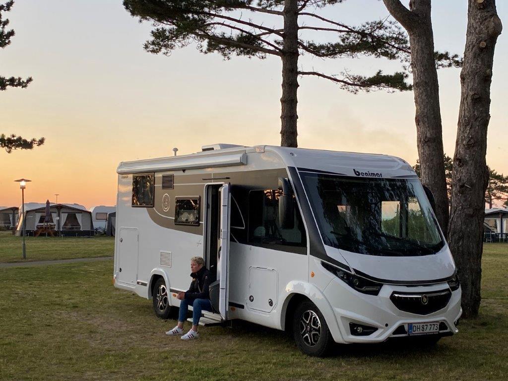 Autocamperens popularitet er ikke til at komme udenom, og det er vi ved at indrette campingpladserne bedre til,” siger Anne-Vibeke Isaksen, der er landsformand for Dansk Camping Union. (Foto: DCU)