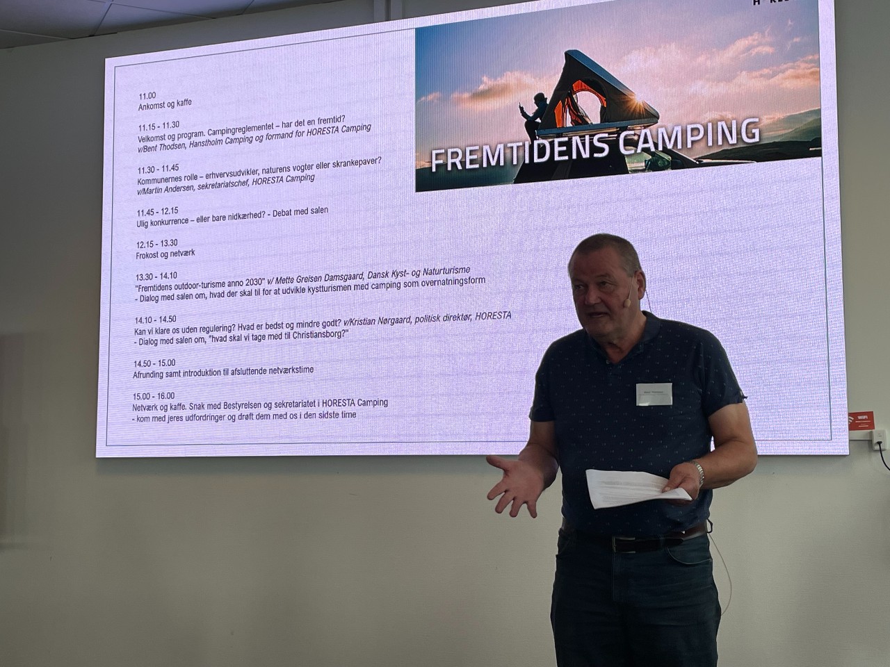 Bent Thodsen, indehaver af Hanstholm Camping og formand for HORESTA Camping byder velkommen til stormødet. (Foto: Horesta)