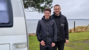 Hvalpsund Familie Camping i Destination Himmerland har som den kun 2. plads i Danmark opnået certificering med EU-Blomsten. Særligt mødet med juraen og det store dokumentationskrav var udfordrende, fortæller indehaverne Sofie og Brian Midtgaard Skov. (Foto: privat)