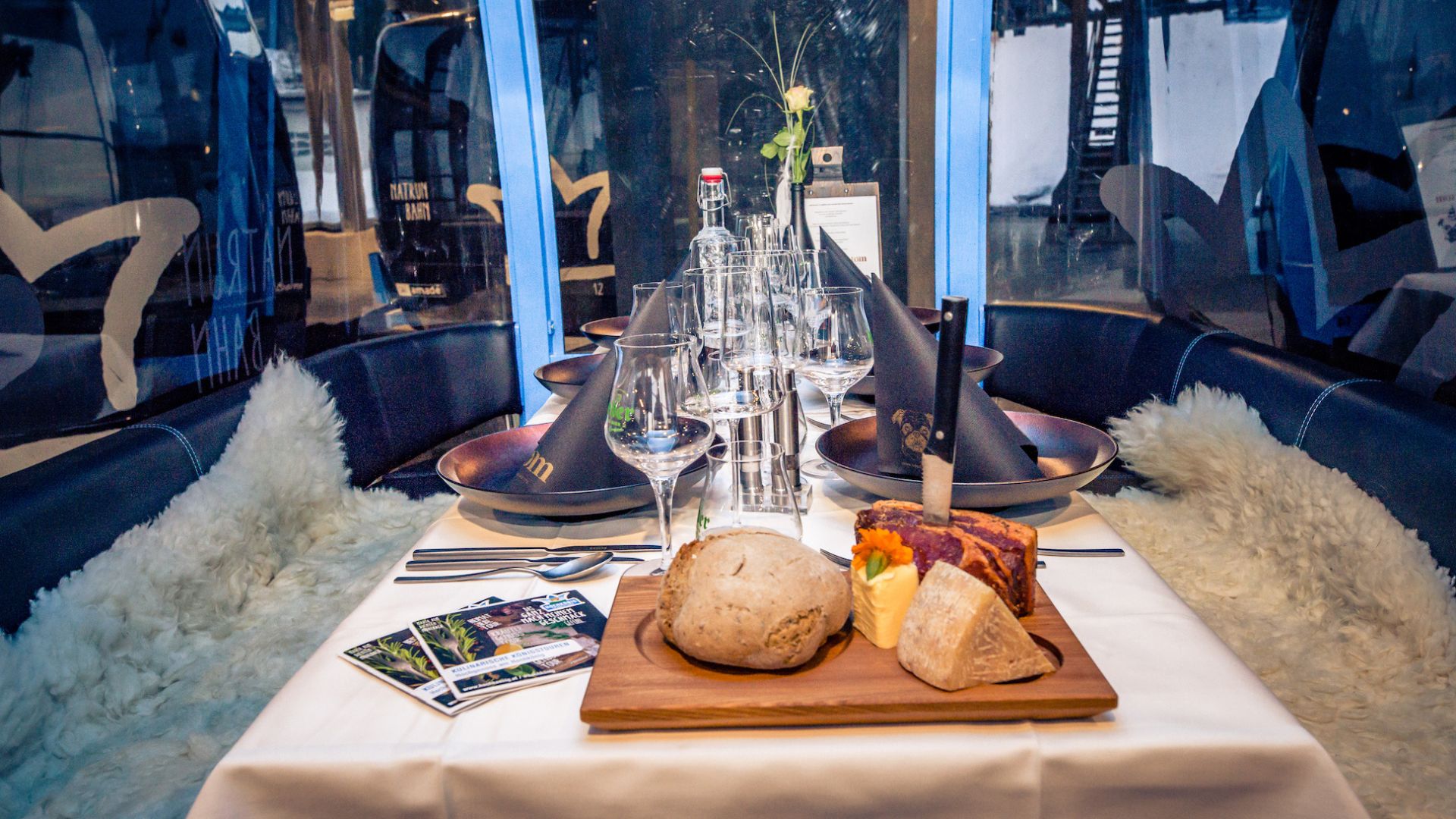 Den 15. marts forvandler Hochkönig gondolliften Natrunbahn til en flyvende restaurant. Foto: Hochkoenig Tourismus.
