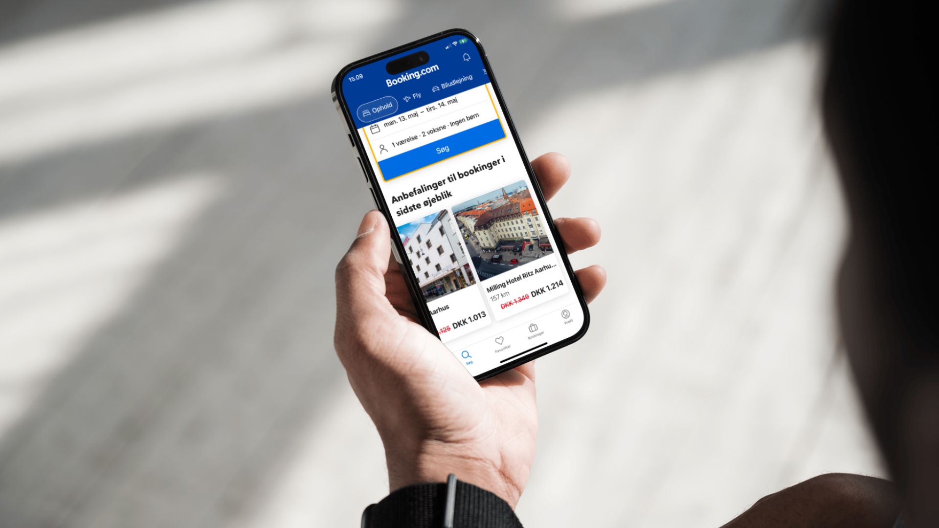 EU-Kommissionen har besluttet, at Booking.com skal betragtes som såkaldt gatekeeper. Det betyder, at det er slut med prisklausuler, lyder det fra HORESTA og Dansk Erhverv. (Illustration: Turisme.nu)