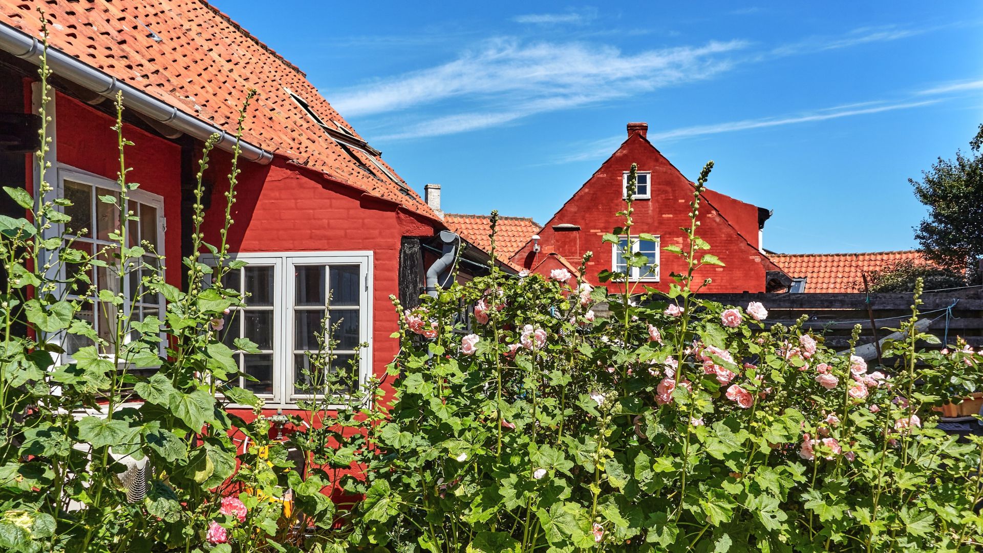 Ved begyndelsen af juni var der 6.106 sommerhuse til salg på landsplan, og det er 34% flere end for et år siden.