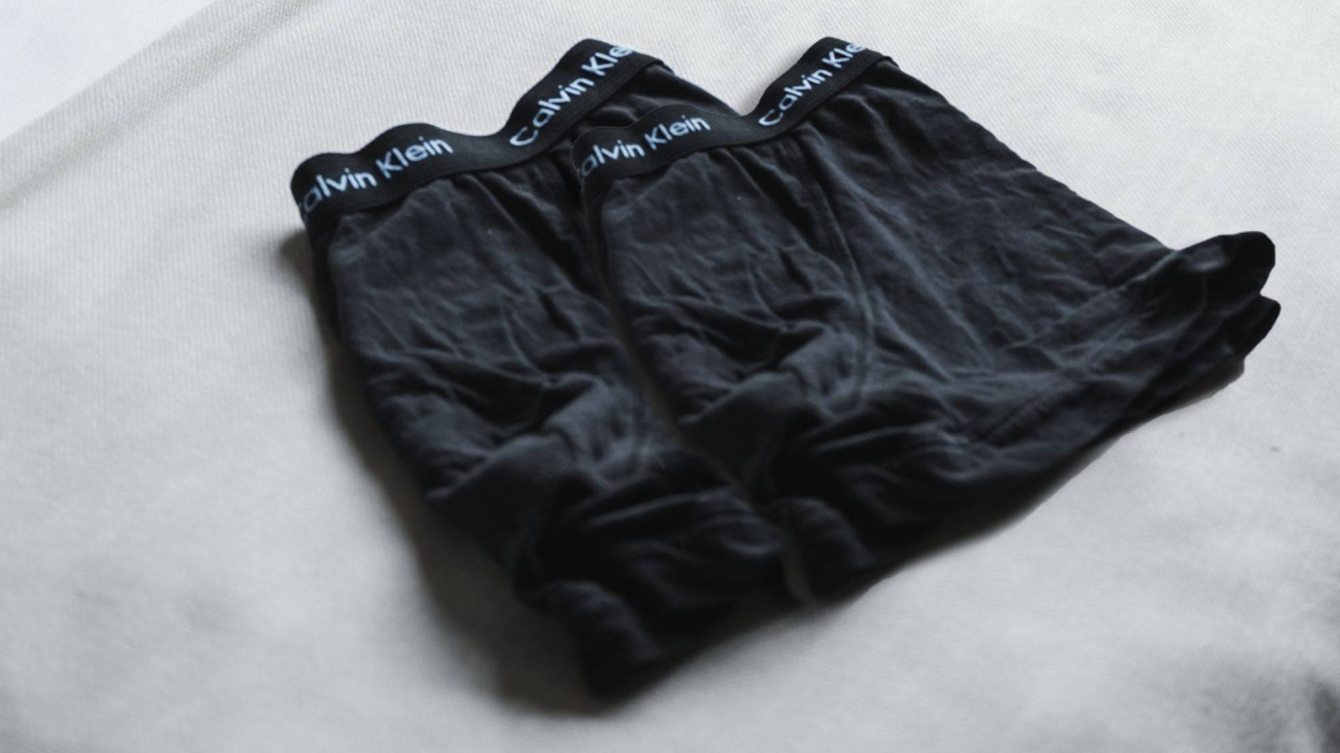 Fra den 21. oktober til den 3. november kan brugt tøj afleveres på ét af Brøchner Hotels' tre lokationer i København.